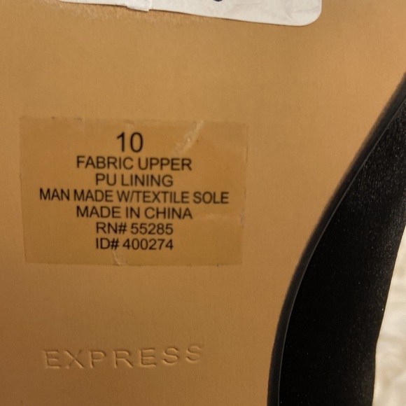 Very elegant Express high heel shoes size 10 brand new color black with silver - Picture 12 of 16